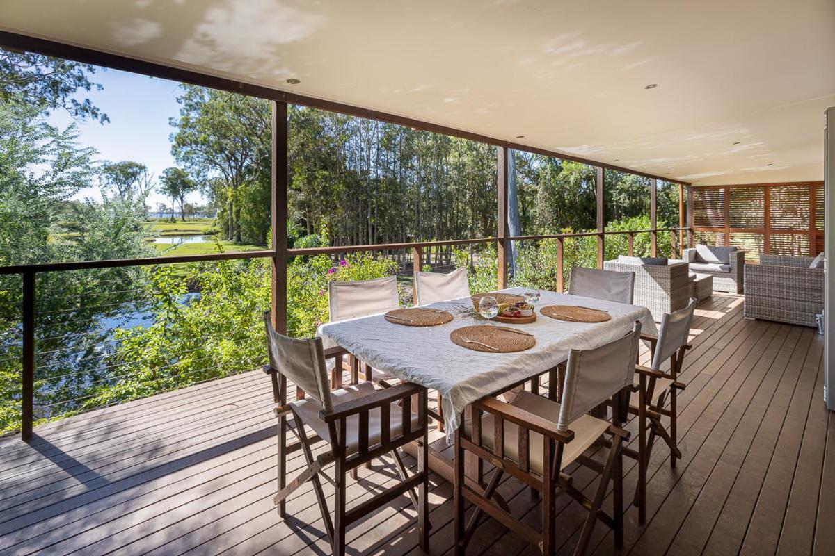 Lake Weyba Cottages Noosa 페레지안 비치 외부 사진