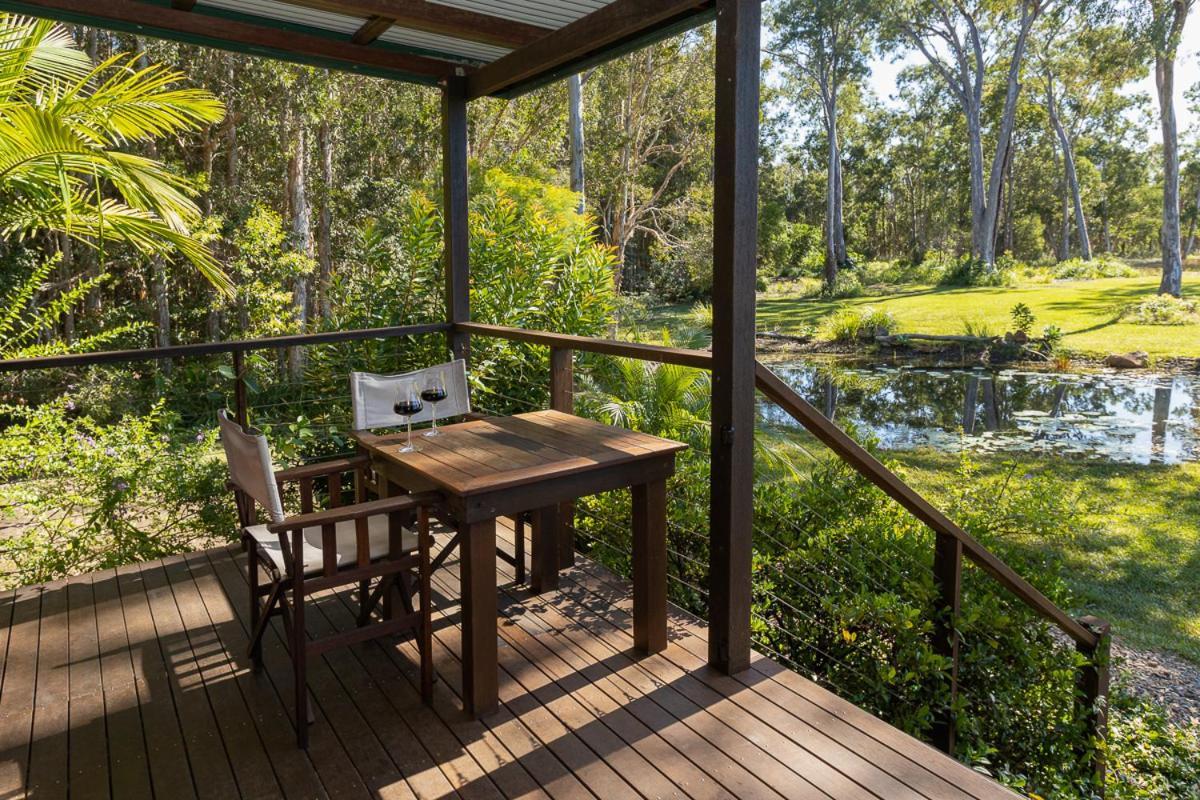 Lake Weyba Cottages Noosa 페레지안 비치 외부 사진