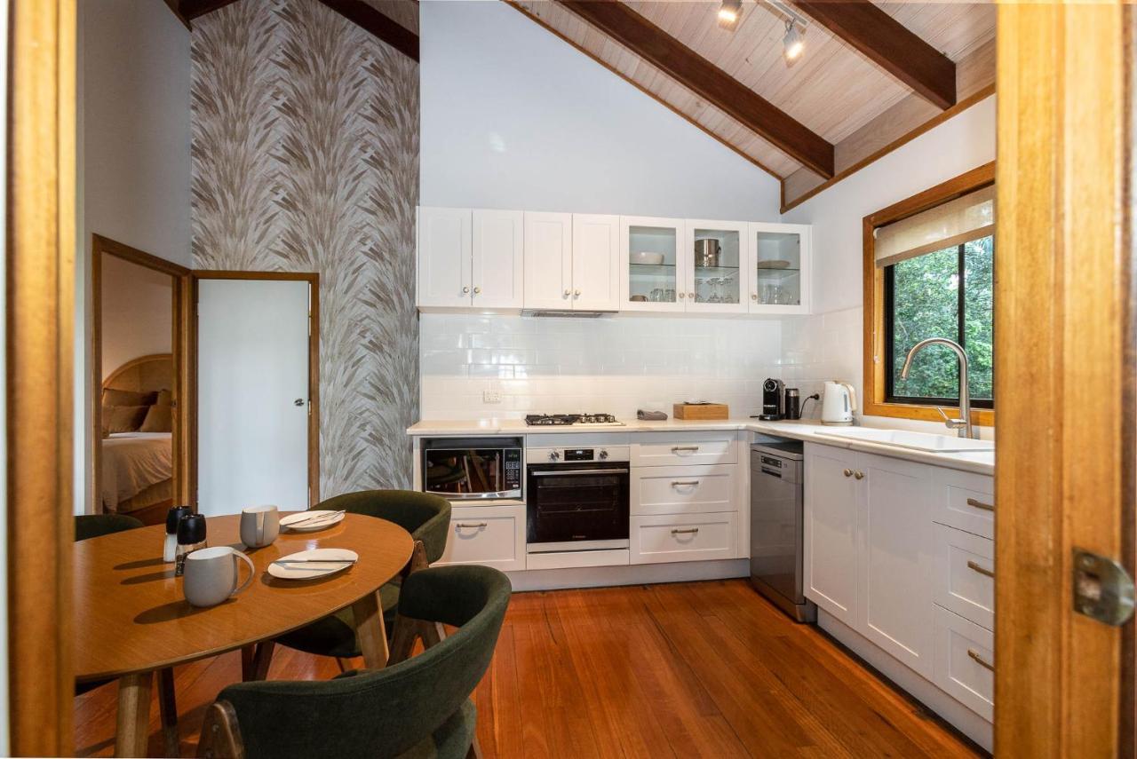 Lake Weyba Cottages Noosa 페레지안 비치 외부 사진