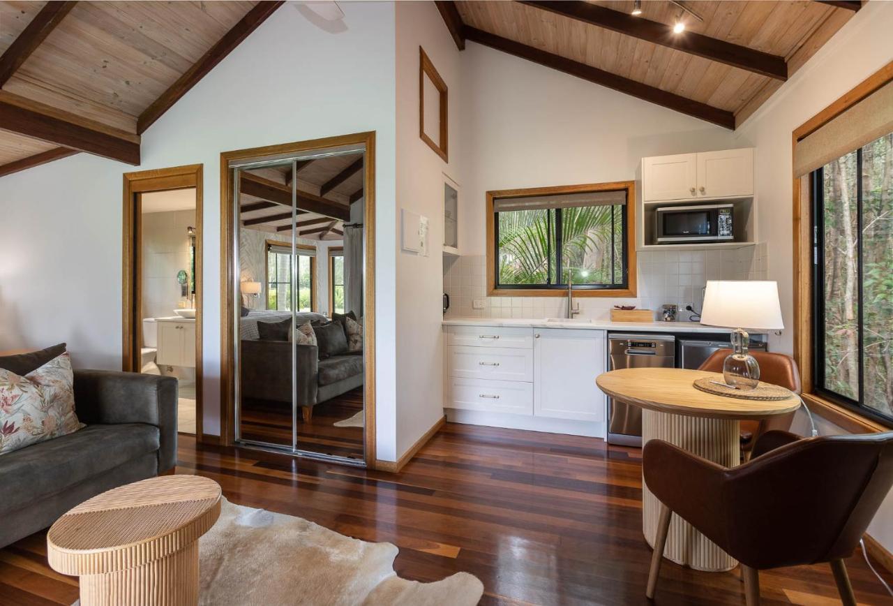 Lake Weyba Cottages Noosa 페레지안 비치 외부 사진