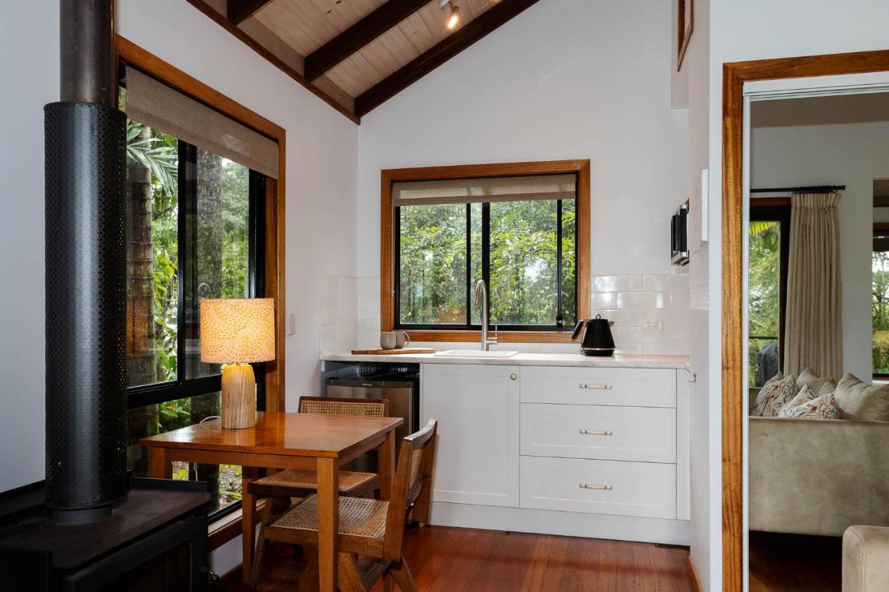 Lake Weyba Cottages Noosa 페레지안 비치 외부 사진