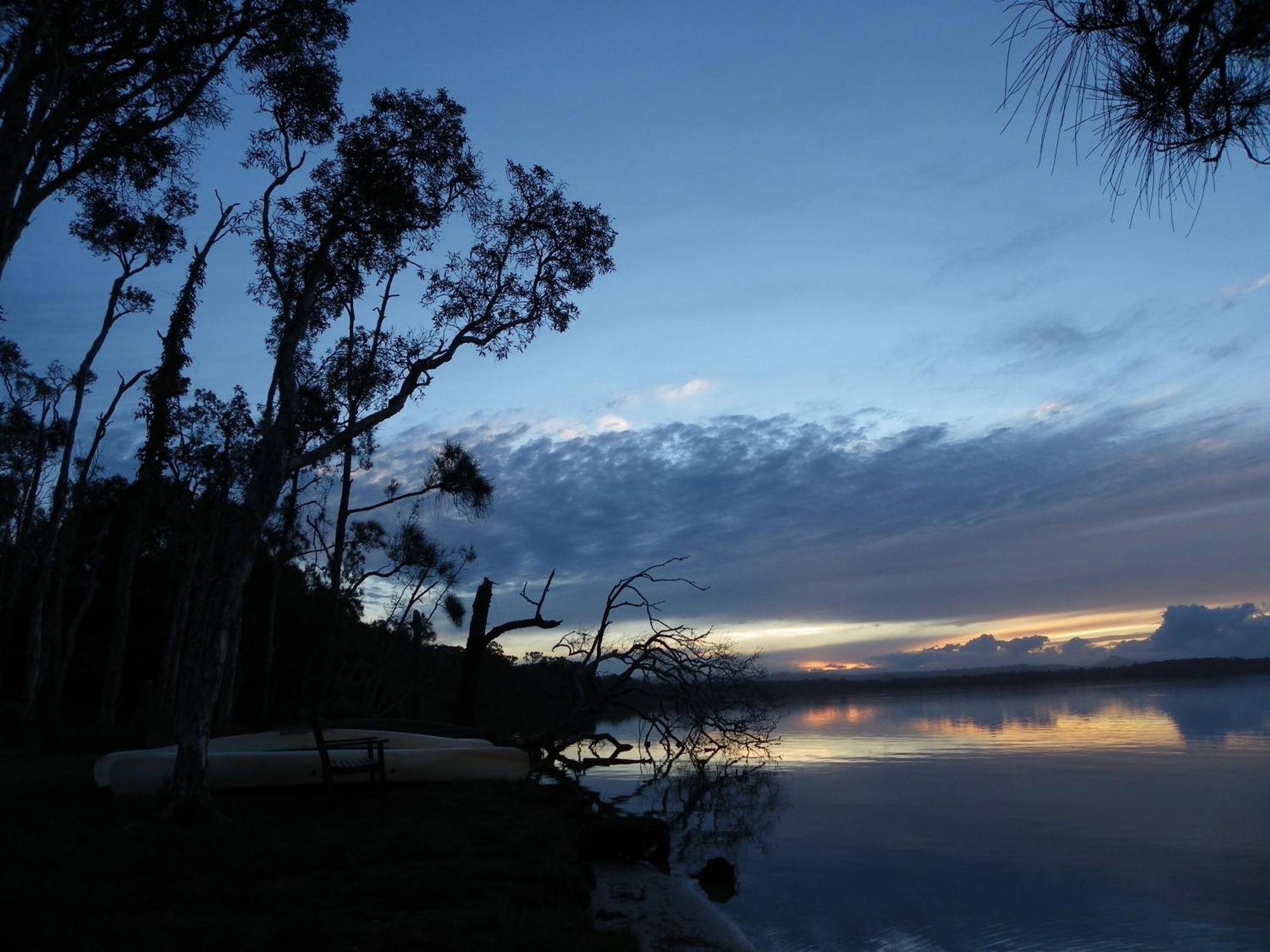 Lake Weyba Cottages Noosa 페레지안 비치 외부 사진