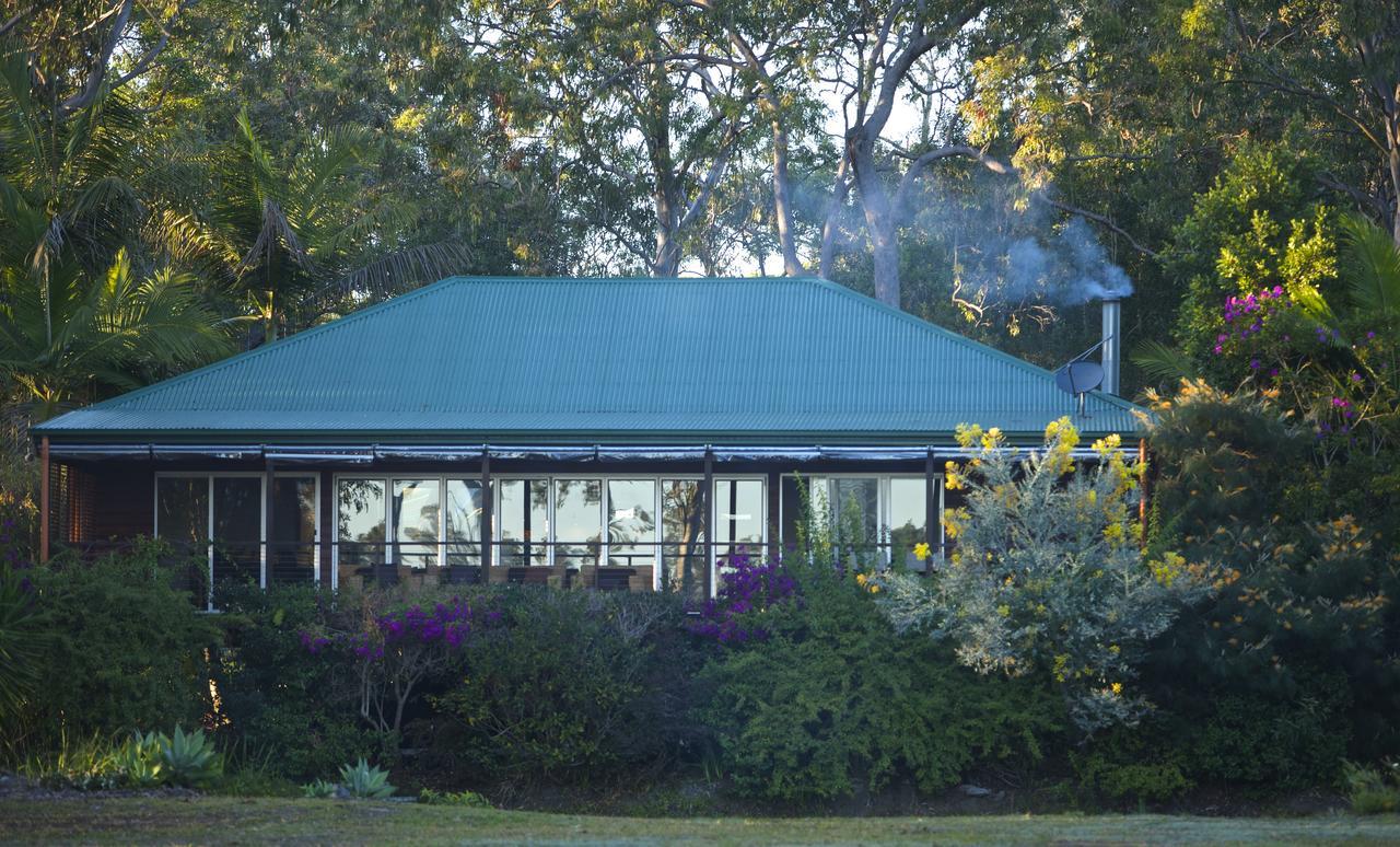 Lake Weyba Cottages Noosa 페레지안 비치 외부 사진