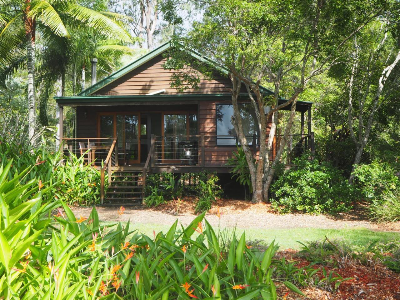 Lake Weyba Cottages Noosa 페레지안 비치 외부 사진